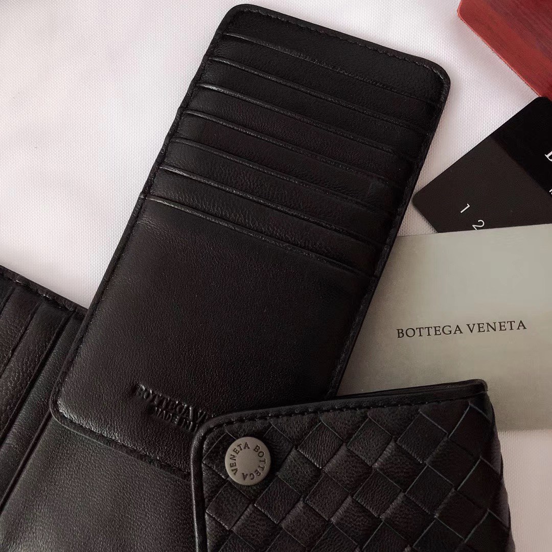 個性的なデザ 人気ブランドボッテガヴェネタ Bottega Veneta 実物の写真 N品スーパーコピー代引き対応国内発送後払い安全必ず届く優良サイト